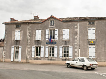 Mairie de Saint-Georges-de-Noisné (79)